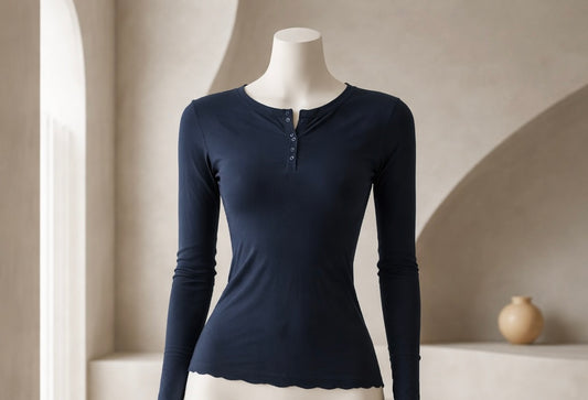 Lunasoft stretch top